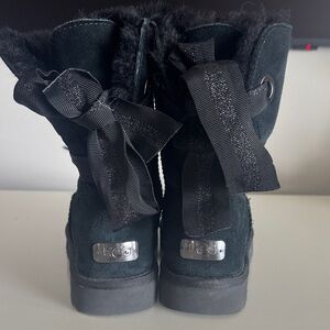 UGG Black Suede Fur-Trim Bow Back Short Boots